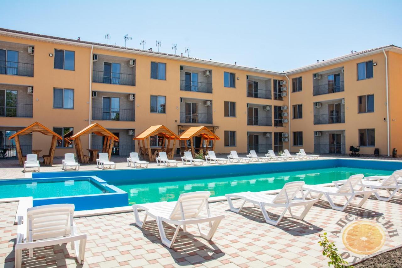 Apelsin Otel Koblevo Dış mekan fotoğraf